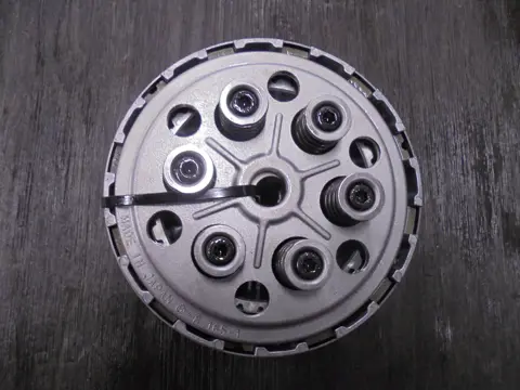 KOPPELING Suzuki DL 650 V STROM 2015 - 2016 / 2017 - 2024