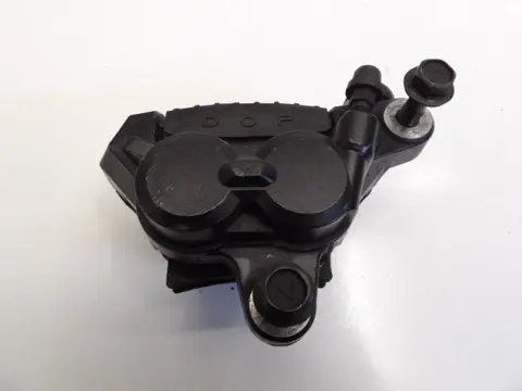 REMKLAUW RECHTS VOOR Suzuki GSX F 600 1988 - 1997