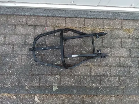 ACHTER SUBFRAME Aprilia RST 1000 Futura 2001 - 2004