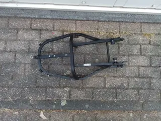 ACHTER SUBFRAME Aprilia RST 1000 Futura 2001 - 2004