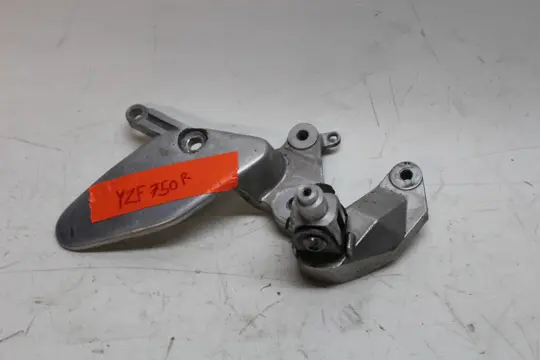 RECHTER SCHETSPLAAT Yamaha YZF 750 1993 - 1995 / 1996 - 1999