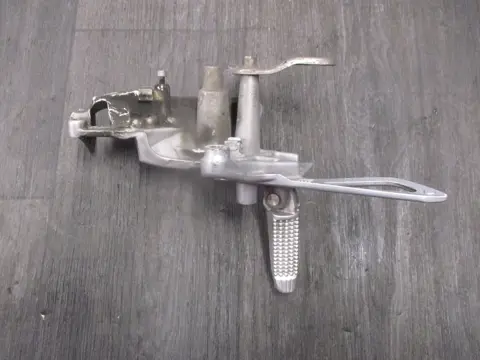 LINKER SCHETSPLAAT BMW F 800 R 2009 - 2014