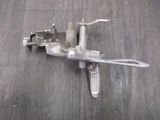 LINKER SCHETSPLAAT BMW F 800 R 2009 - 2014