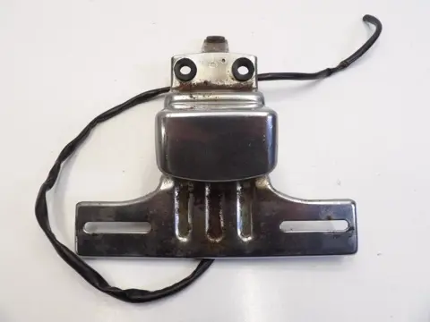 KENTEKENPLAATHOUDER Suzuki VS 700 Intruder 1985 - 1991