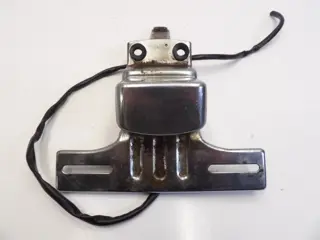 KENTEKENPLAATHOUDER Suzuki VS 700 Intruder 1985 - 1991