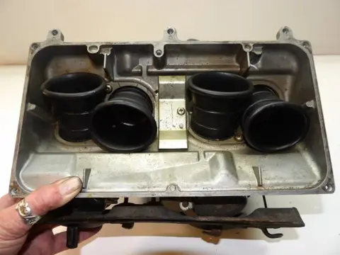 CARBURATEURSET Honda VF 700 750 F 1982 - 1985