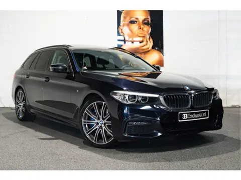 BMW 5 Serie Touring 540i xDrive High Executive Panoramadak | Harman Kardon Soundsystem