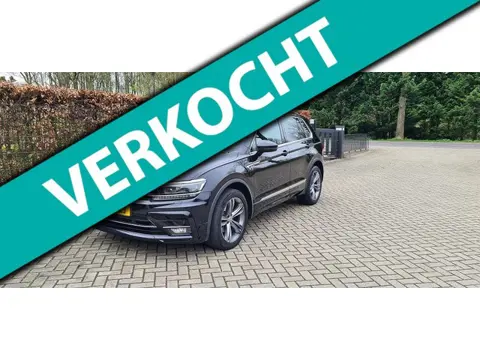Volkswagen Tiguan 1.4 TSI 4Motion Highline, 3x R-Line Pano,Leder , VOL !!!