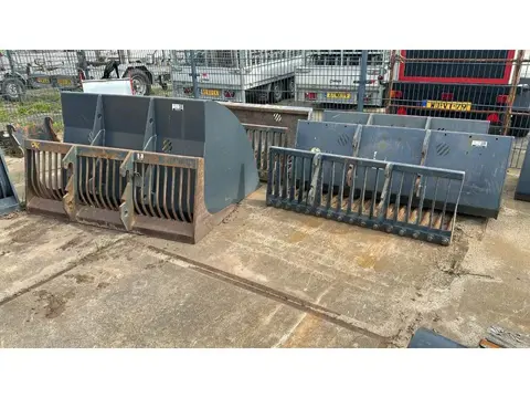 Knikmops 180/250 diverse gebruikte hulpstukken