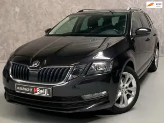 Skoda Octavia Combi 1.5 TSI Greentech Style /Stoelverwarming /Trekhaak /Parkeersensoren