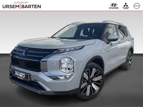 Mitsubishi Outlander 2.4 PHEV First Edition Tot € 6.500,- VOORDEEL