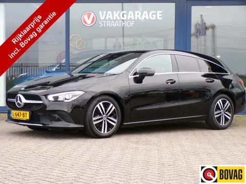 Mercedes-Benz CLA-Klasse Shooting Brake 180 Business Solution Luxury, Automaat / Trekhaak / Camera +
