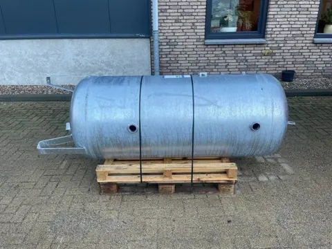 Sicctech 900 Liter Gegalvaniseerde Verticale luchtketel 11 Bar Nieuw!