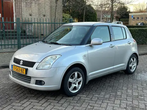 Suzuki 2007 5-deurs! Goed rijdend! Zuinig! Keyless go/ entry! SWIFT 1.3 Exclusive