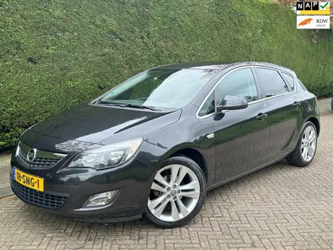Opel Astra 1.4 Turbo Sport /CLIMA/CRUISE/140PK/RIJDTNIEUW/