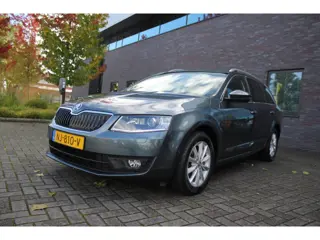 Skoda Octavia Combi 1.0 TSI Greentech Style Business Automaat