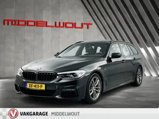 BMW 5 Serie Touring 520i M-Sport Shadow Line/Pano-dak/Camera/Dodehoek
