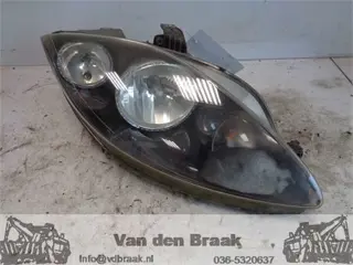 Seat Toledo 2004-2009 Koplamp rechts
