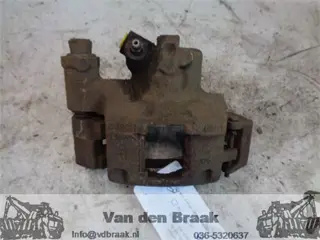 Fiat 500 2007-2016 Remklauw rechts voor