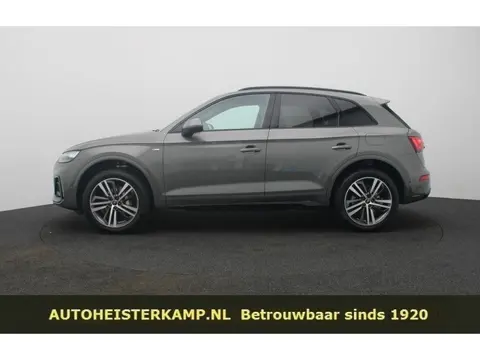 Audi Q5 50 TFSI e S Line ACC Trekhaak Sportstoelen 20 Inch Bang und Olufsen Audi Virtual Cockpit