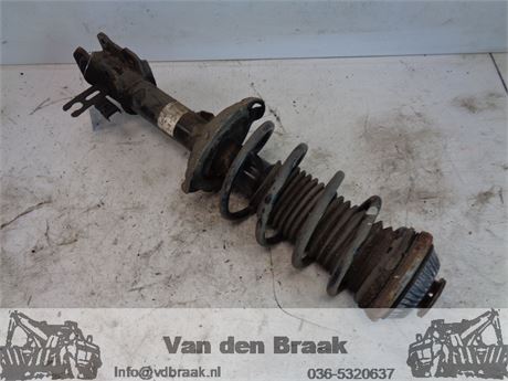 Opel Astra Hatchback 1.4 16V 2004-2012 Schokbreker rechts voorzijde