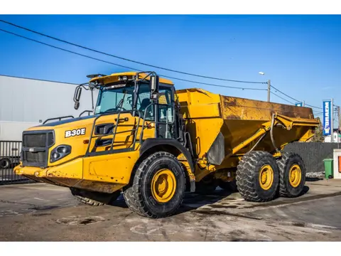 BELL B30E - DUMPER (bj 2014)