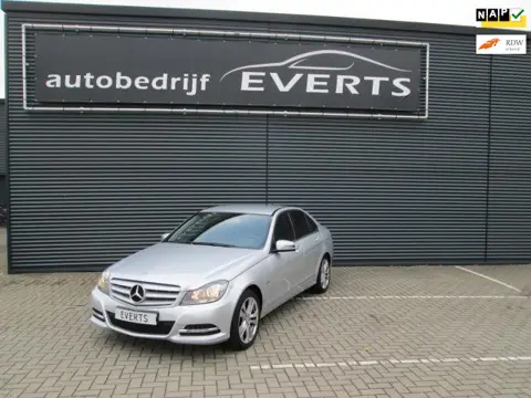 Mercedes-Benz C-klasse 220 CDI Avantgarde Apk 21-06-2026 met 260671 km en mb historie zeer mooie en 