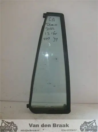 Mazda Demio 1998-2001 Scheerruit portier links achter