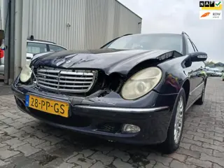 Mercedes-Benz E-klasse Combi 200 K. Elegance - Front Schade - Stuurbekrachtiging Defect