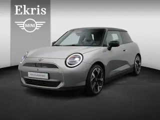 MINI 3-Deurs Cooper E Pakket L + Glazen panoramadak + Parking Assistant Plus + Harman Kardon + Elekt