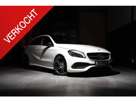 Mercedes-Benz A-klasse 180 AMG Pano | Full led | 160 PK | Sfeerverlichting | Leder | Cruise Control 