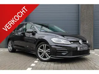 Volkswagen Golf R Line DSG Highline Business 150 pk Digitaal Display | Carplay | Achteruitrijcamera 