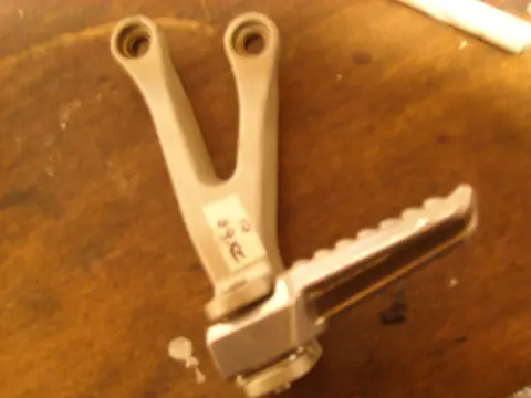 Pillion step left  Kawasaki ZX 6 R 1998 - 1999