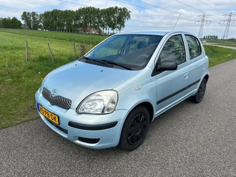Toyota Yaris 1.3 VVT-i Idols (bj 2004)