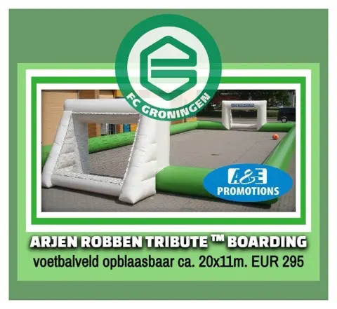 Boarding voetbal opblaasbaar 20x11m. t.0599416200