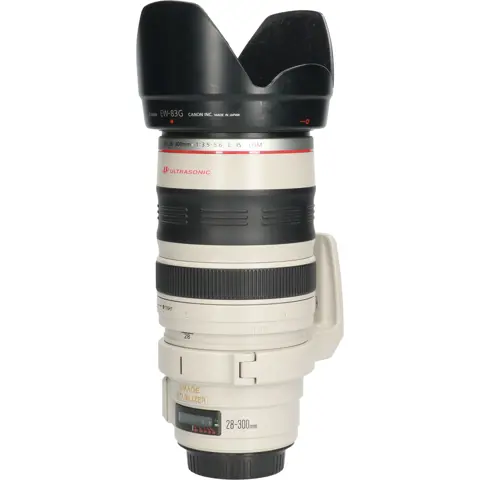 Tweedehands Canon EF 28-300mm f/3.5-5.6L IS USM CM3102