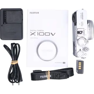 Tweedehands Fujifilm X100V Silver CM3006