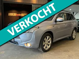 Mitsubishi Outlander 2.0 PHEV Instyle | Panorama | Xenon | Camera | Leder