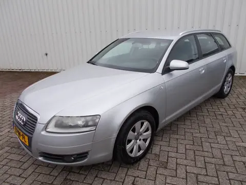 Audi A6 Avant 2.4 V6 Pro Line Business ( EXPORT/ ZO MEE )