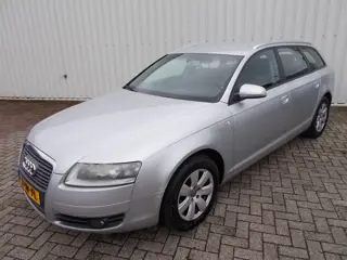 Audi A6 Avant 2.4 V6 Pro Line Business ( EXPORT/ ZO MEE )