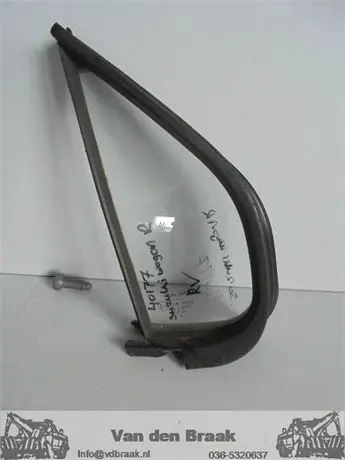 Suzuki Wagon R+ 2000-2008 Driehoek raam rechts voorzijde