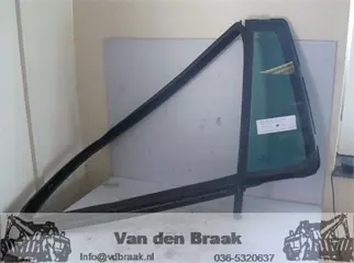 Skoda Octavia Combi 2009-2013 Driehoekraam links achter