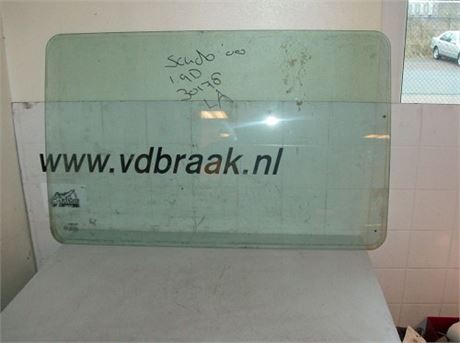 Fiat Scudo 1995-2004 Zijruit links achter