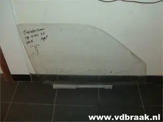 Mercedes-Benz 190 1982-1993 Portierraam rechts voor