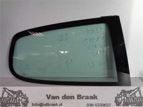 Volkswagen Golf 3 drs hb 2003-2008 Zijruit rechts achter