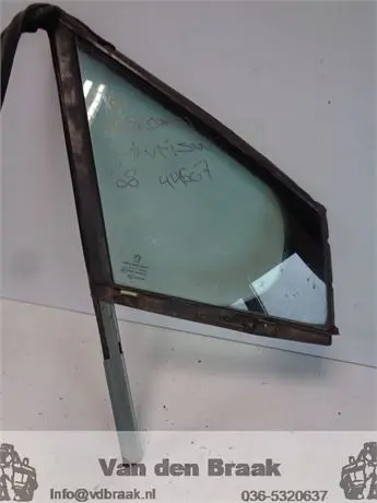 Peugeot 308 SW 2008-2014 Rechts voor driehoeksraam