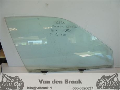 Daihatsu Charade 5 deurs 1993-2000 Portierraam rechtsvoor