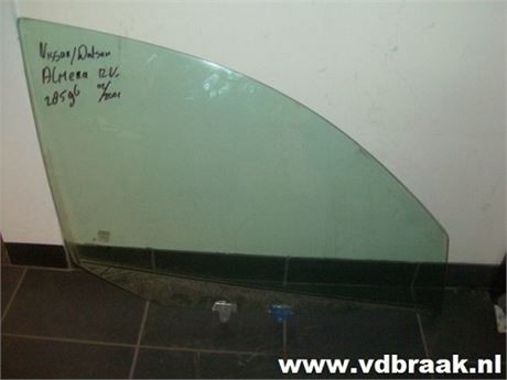 Nissan Almera 5 drs 2000-2002 Portierraam rechts voor