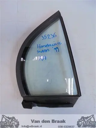 Honda Civic Sedan 1995-2001 Driehoekruit rechts achter