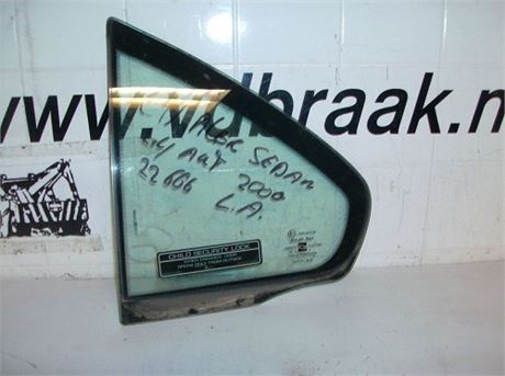 Chevrolet Alero Sedan 1999-2003 Driehoekraam links achter